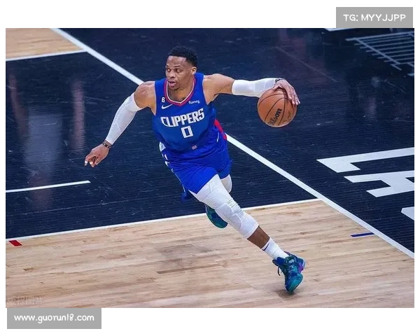 拉塞尔·威斯布鲁克倡议开设心理健康支持小组助力运动员心理成长